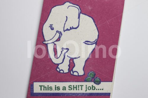 Elefantenkot-Papierprodukt (Sri Lanka, MAXIMUS) - lobOlmo Fair-Trade-Fotoarchiv