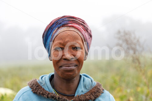 Erntehelferin (Südafrika, Koopmanskloof) - lobOlmo Fair-Trade-Fotoarchiv