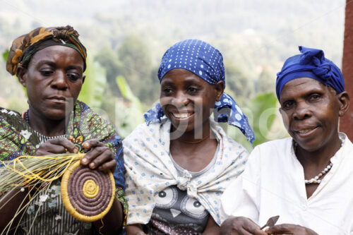 Flechten (Uganda, RSF) - lobOlmo Fair-Trade-Fotoarchiv