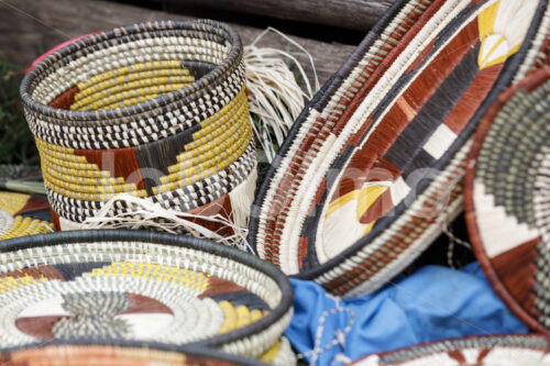 Flechtwaren (Uganda, Bwindi Handmade) - lobOlmo Fair-Trade-Fotoarchiv