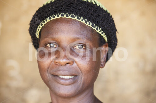 Kakaobäuerin (Ghana, ABOCFA) - lobOlmo Fair-Trade-Fotoarchiv