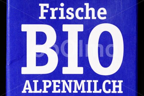 Kuhmilch (Deutschland, Molkerei BGD) - lobOlmo Fair-Trade-Fotoarchiv