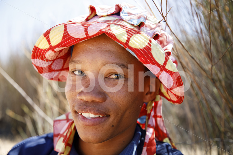 Rooibos-Erntehelferin (Südafrika, Heiveld) - lobOlmo Fair-Trade-Fotoarchiv