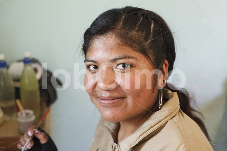 Töpferin (Bolivien, Ayni) - lobOlmo Fair-Trade-Fotoarchiv