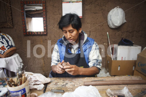 Töpfern (Peru, Manos Amigas) - lobOlmo Fair-Trade-Fotoarchiv