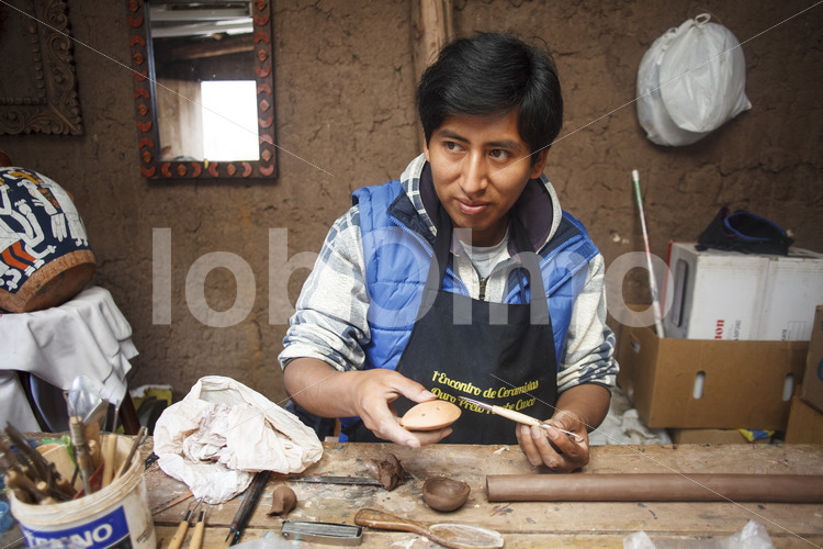 Töpfern (Peru, Manos Amigas) - lobOlmo Fair-Trade-Fotoarchiv